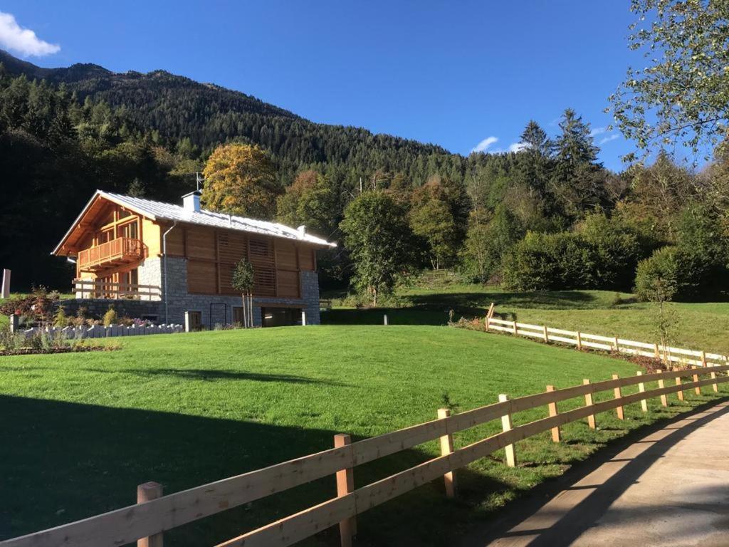 B & B Chalet Plan Strembo Екстериор снимка